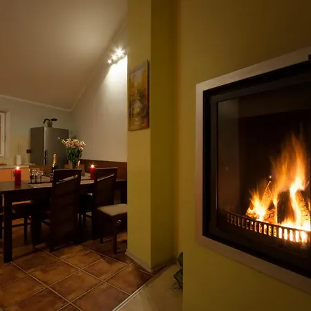 Daugava Rrlux Penthouse With Fireplace And Free Parking