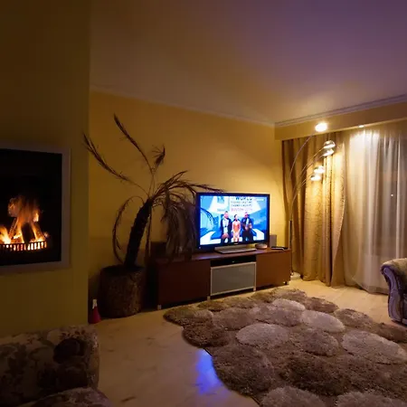 Daugava Rrlux Penthouse With Fireplace And Free Parking Riga
