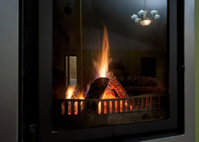 Daugava Rrlux Penthouse With Fireplace And Free Parking