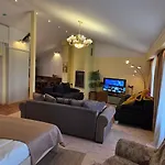Daugava Rrlux Penthouse With Fireplace And Free Parking Lejlighed Riga