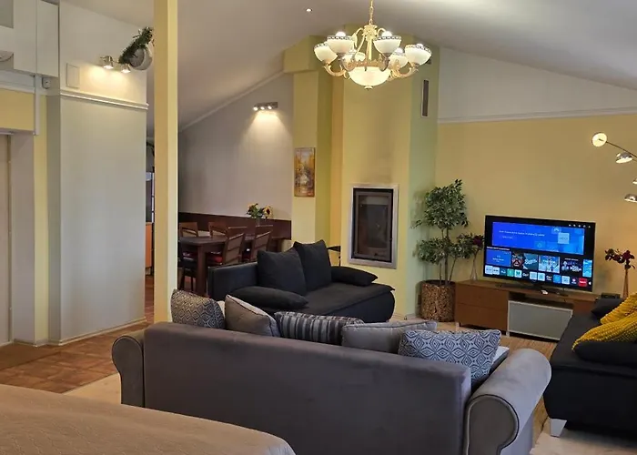 Daugava Rrlux Penthouse With Fireplace And Free Parking * Riga