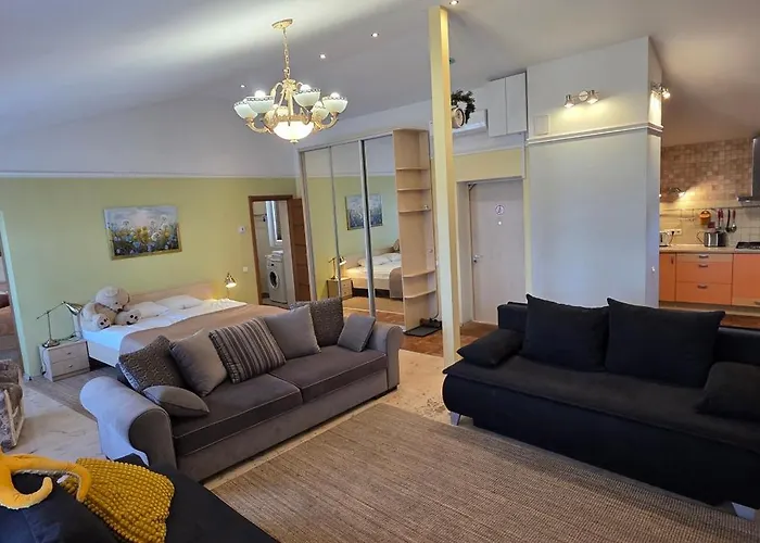 Daire Daugava Rrlux Penthouse With Fireplace And Free Parking *