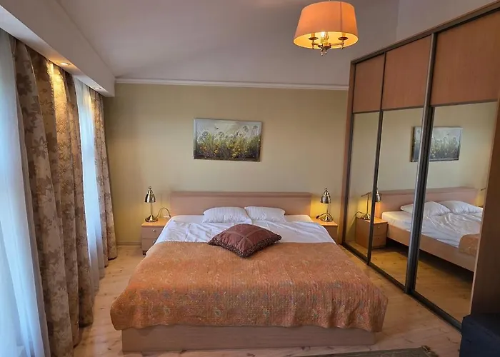 Daire Daugava Rrlux Penthouse With Fireplace And Free Parking