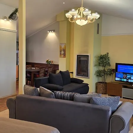 Daugava Rrlux Penthouse With Fireplace And Free Parking * Riga